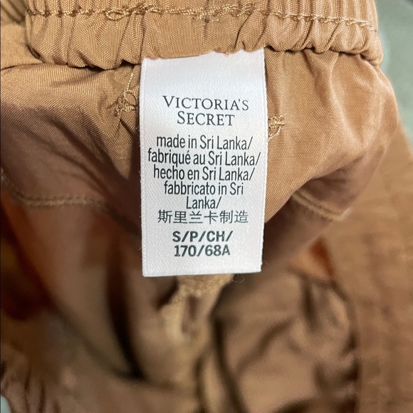 NWOT Victoria Secret Parachute Weekend Jogger Sz Small Caramel Lightweight Nylon - Picture 13 of 15